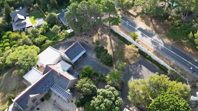 8 Bedroom Property for Sale in Hout Bay Western Cape